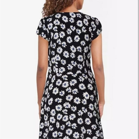 GAP Daisy Button down  V-Neck Mini Sundress - Picture 2 of 8